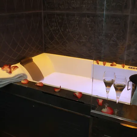 Hotel Secret De - & (adults Only) Paris