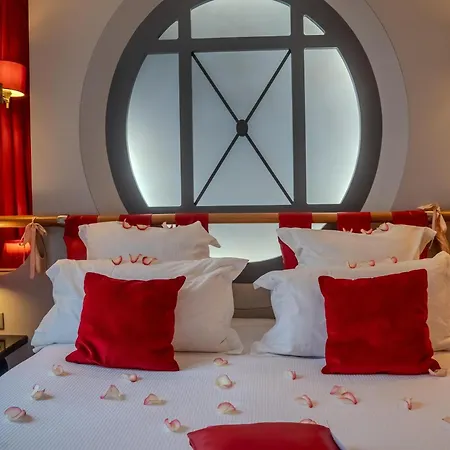 Secret De - & (adults Only) 4* Paris