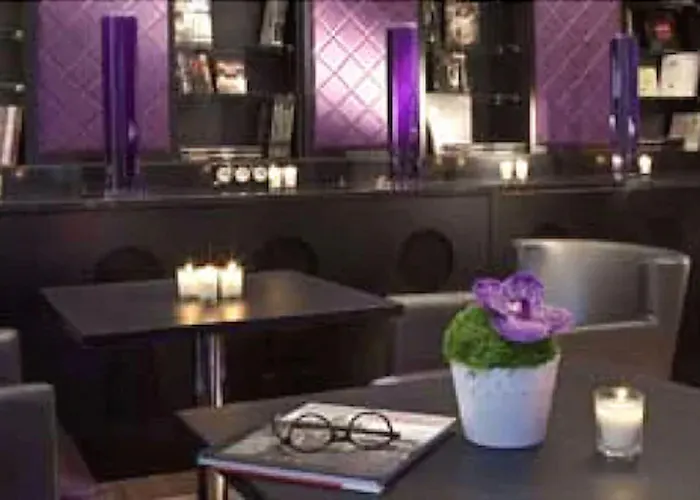 Secret De - & (adults Only) Paris