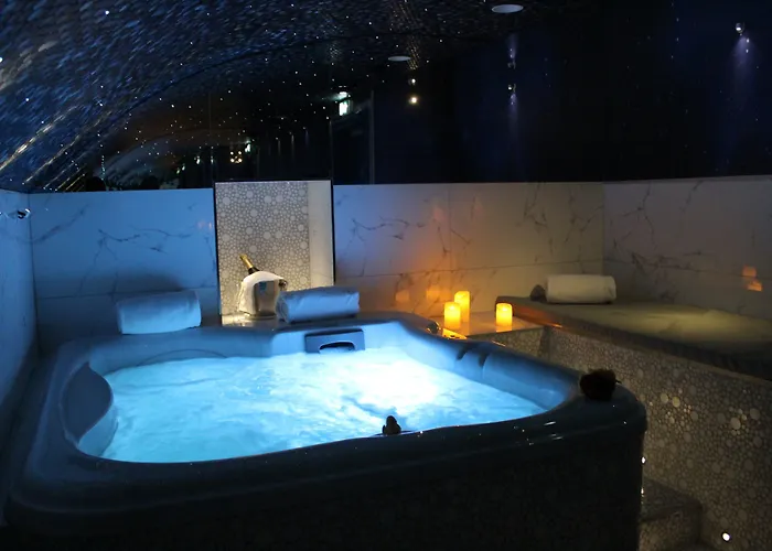 Secret De - & (adults Only) Hotel Paris