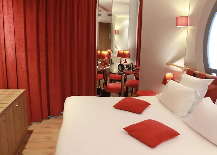 Hotel Secret De - & (adults Only) Parigi