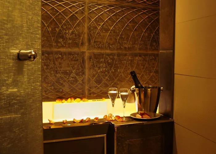 Secret De - & (adults Only)