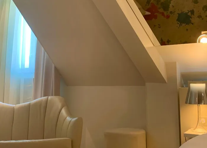 Secret De - & (adults Only) Париж